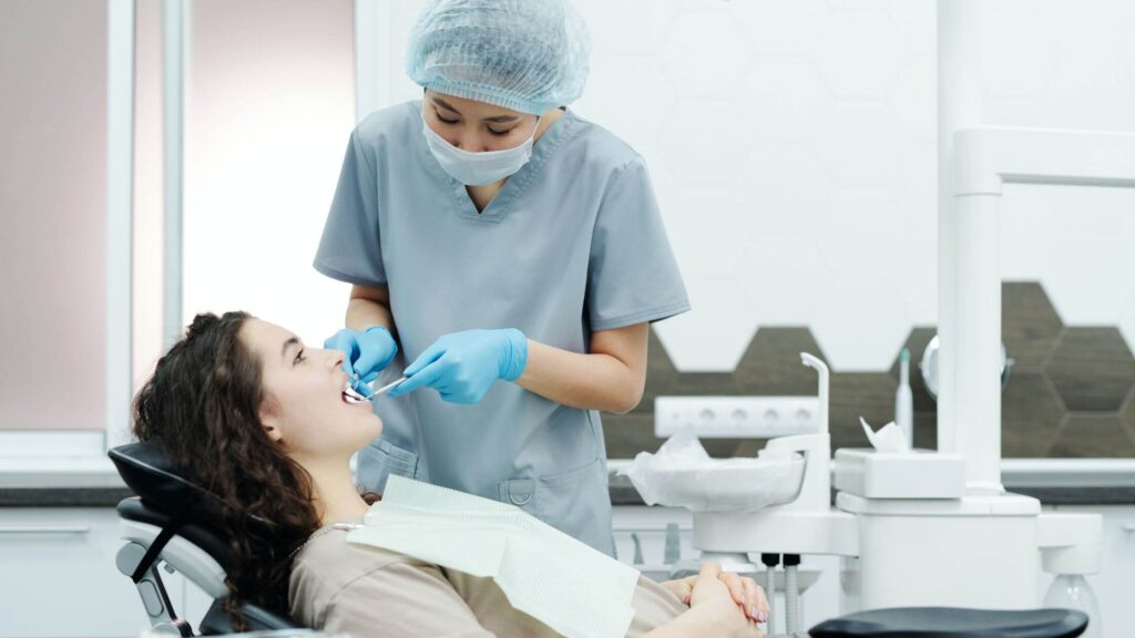 How To Make More Money As A Dental Assistant 
